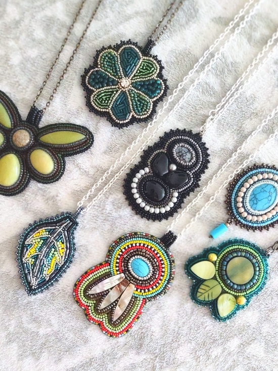 Custom Variety Pack Jewelry - A Lot Of 7 Custom-made Beaded Gemstone Pendant Necklaces